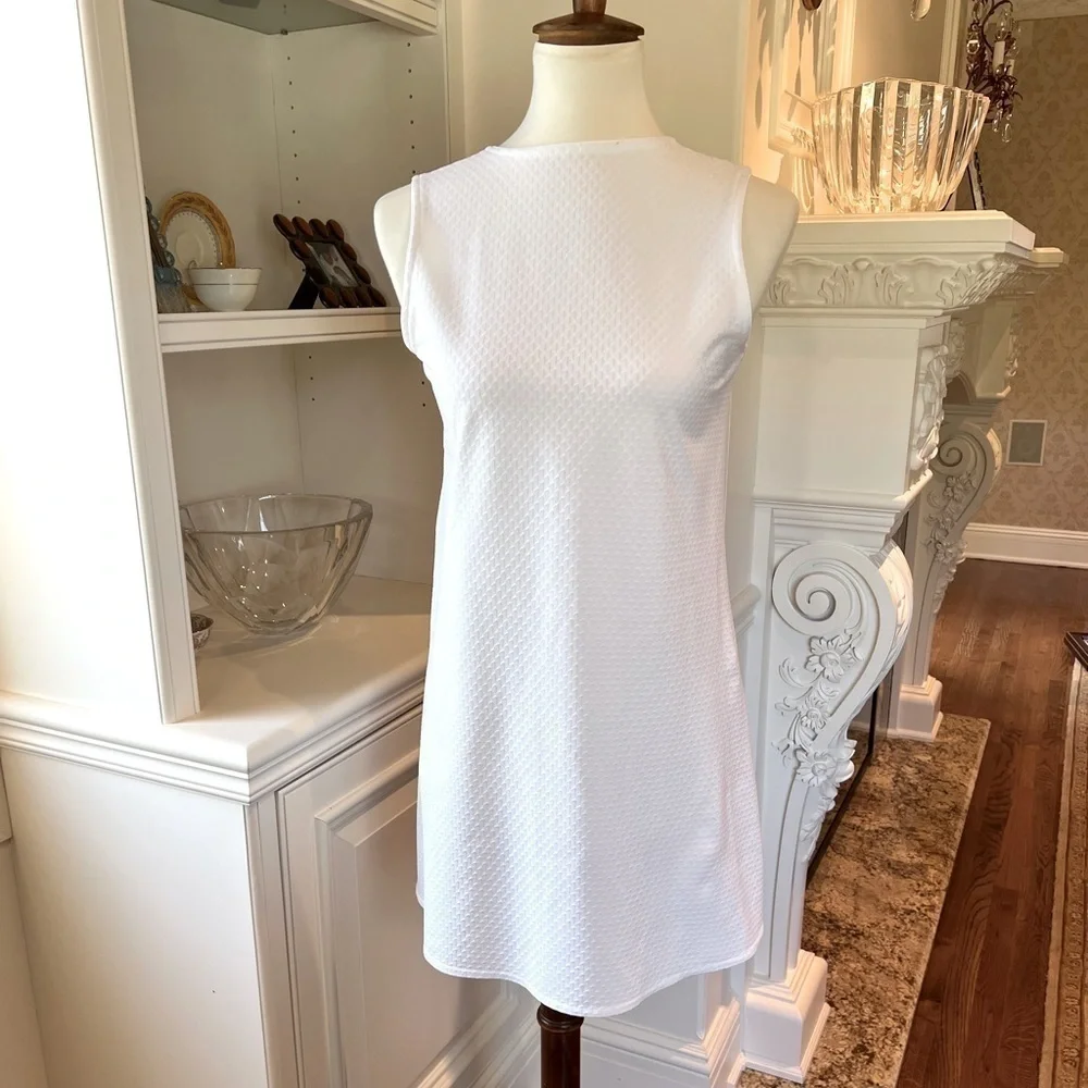 KARLA COLLETTO White piqué sleeveless A-line dress or swim coverup size small